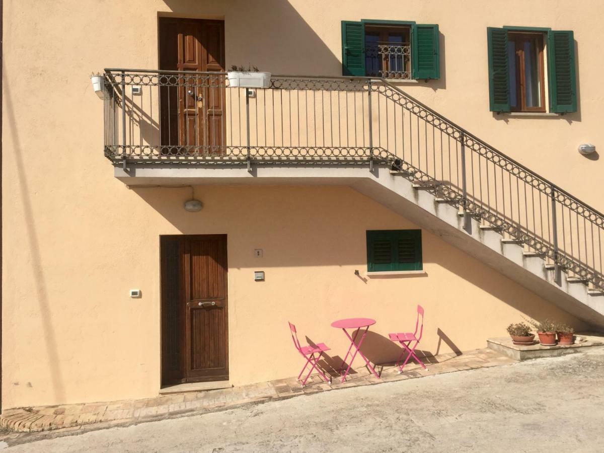 Lavanda E Rosmarino Home Assisi Luaran gambar